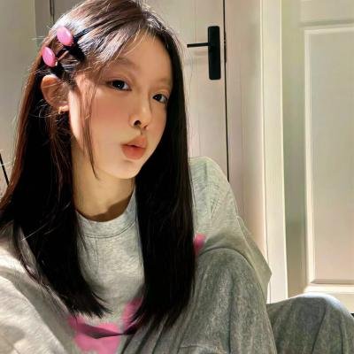 圆月迷离花